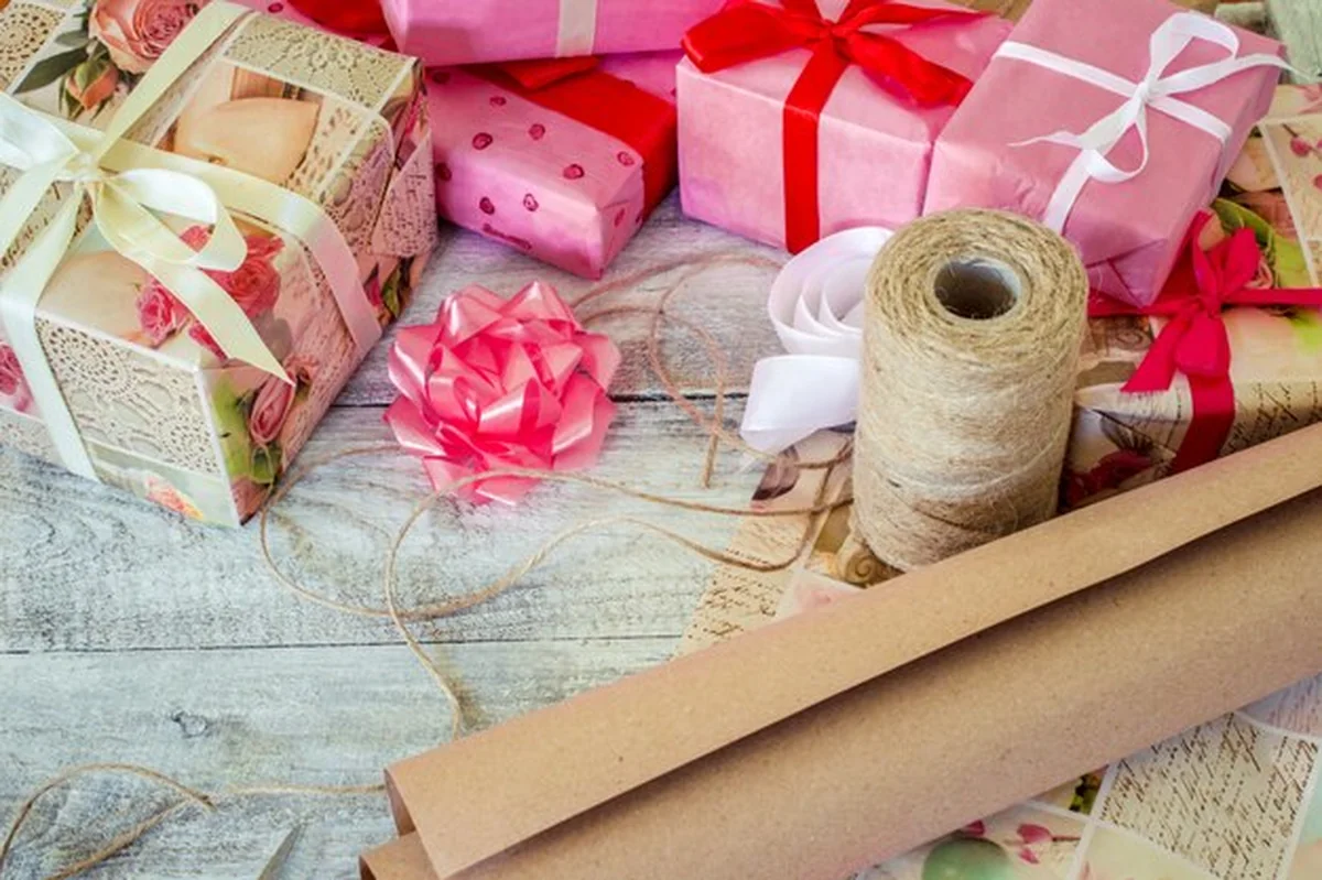 Prezenty w pięknym opakowaniu z selektywną ostrością